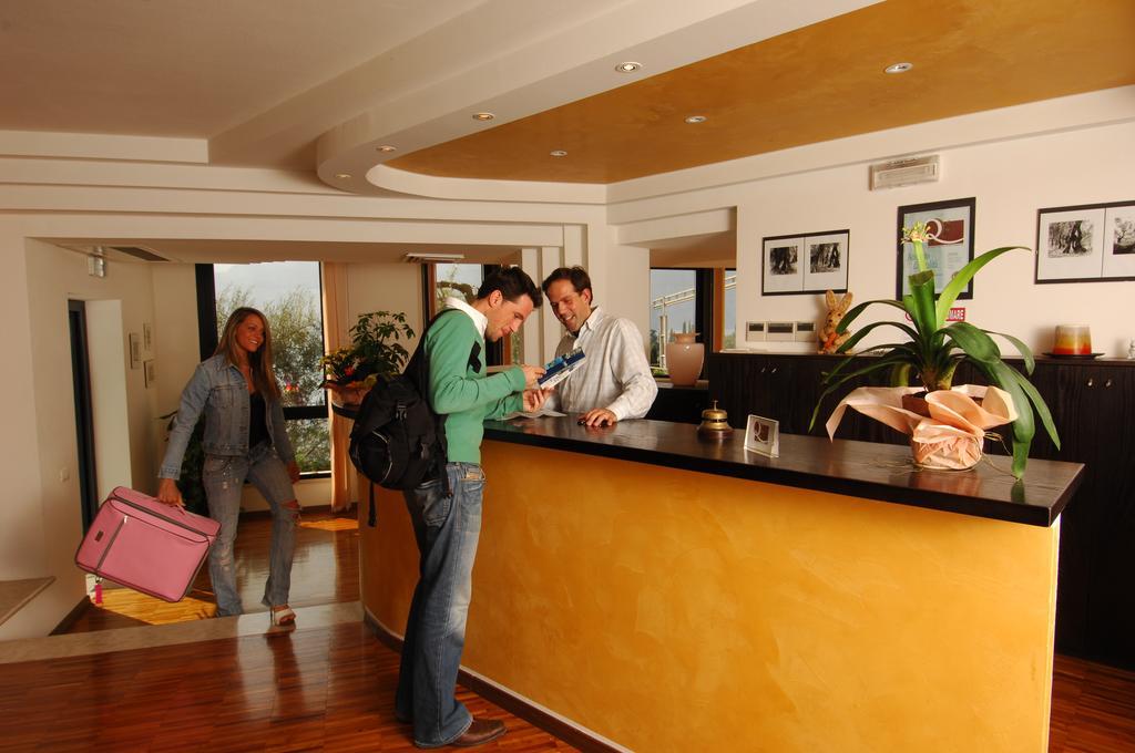 Hotel Garden Malcesine Extérieur photo